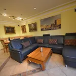 Vakantiehuis Reethauser Boddenstr. 17 *
