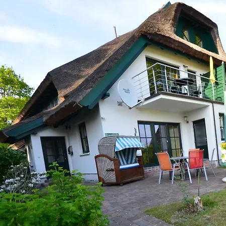 Dom wakacyjny Reethauser Boddenstr. 17 Gager