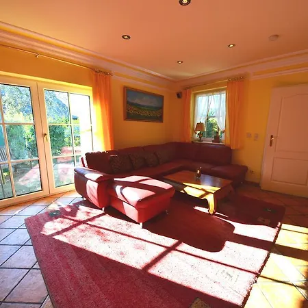 Reethauser Boddenstr. 17 * Gager