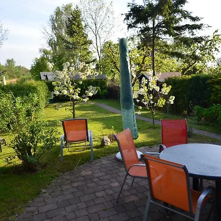 Reethauser Boddenstr. 17 * Gager