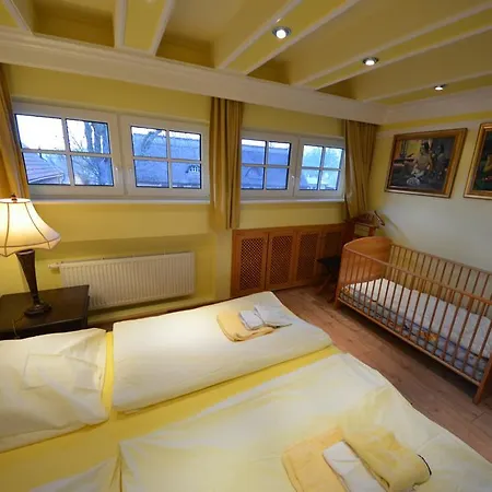 Dom wakacyjny Reethauser Boddenstr. 17 *